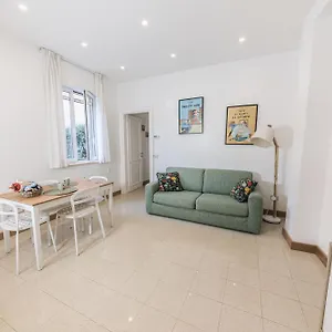 Appartamento Agrippina House: Mura Vaticane, Roma